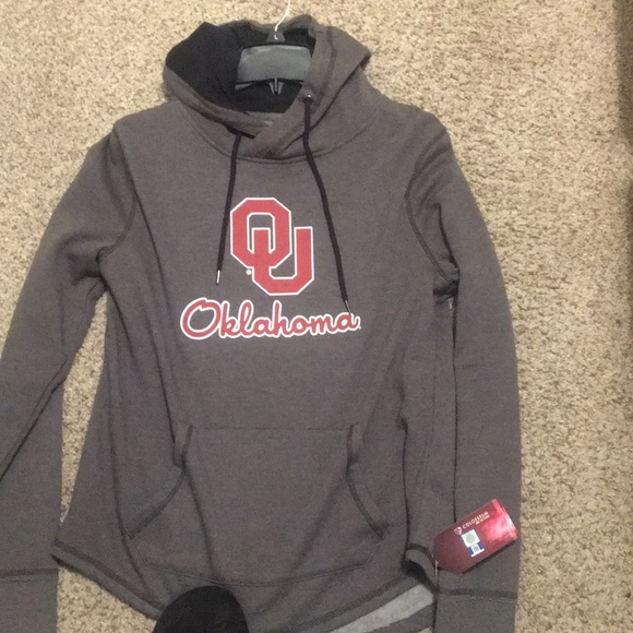 Tops - NWT Oklahoma Hoodie !